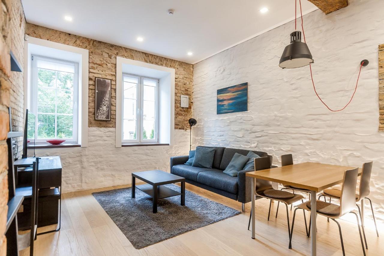 Old Town Pylimo Apartment By Urban Rent Вилнюс Екстериор снимка